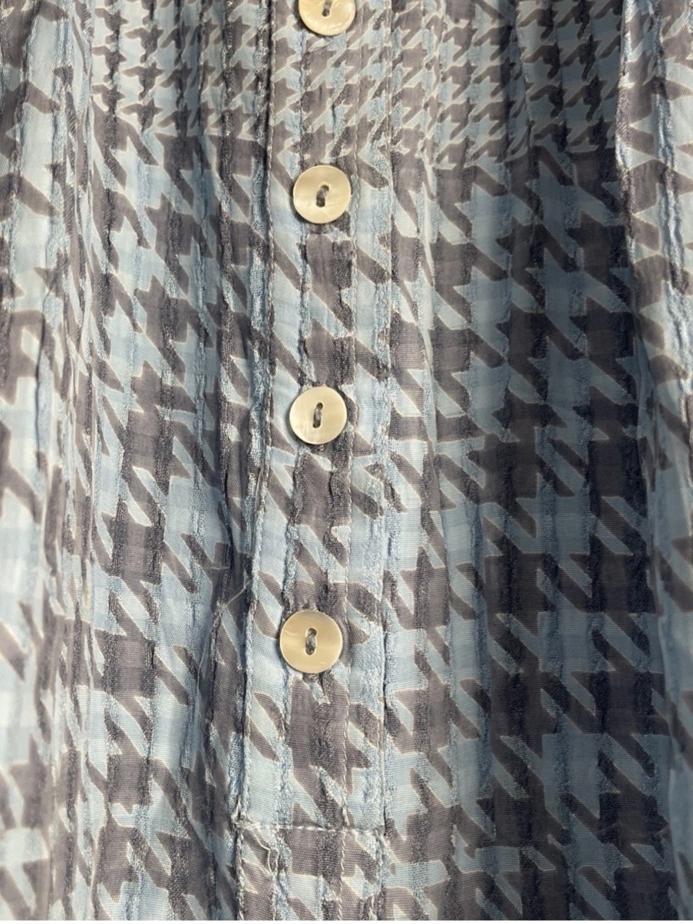 Roller Rabbit Rakella Women’s Blouse Size Large - Picture 4 of 11